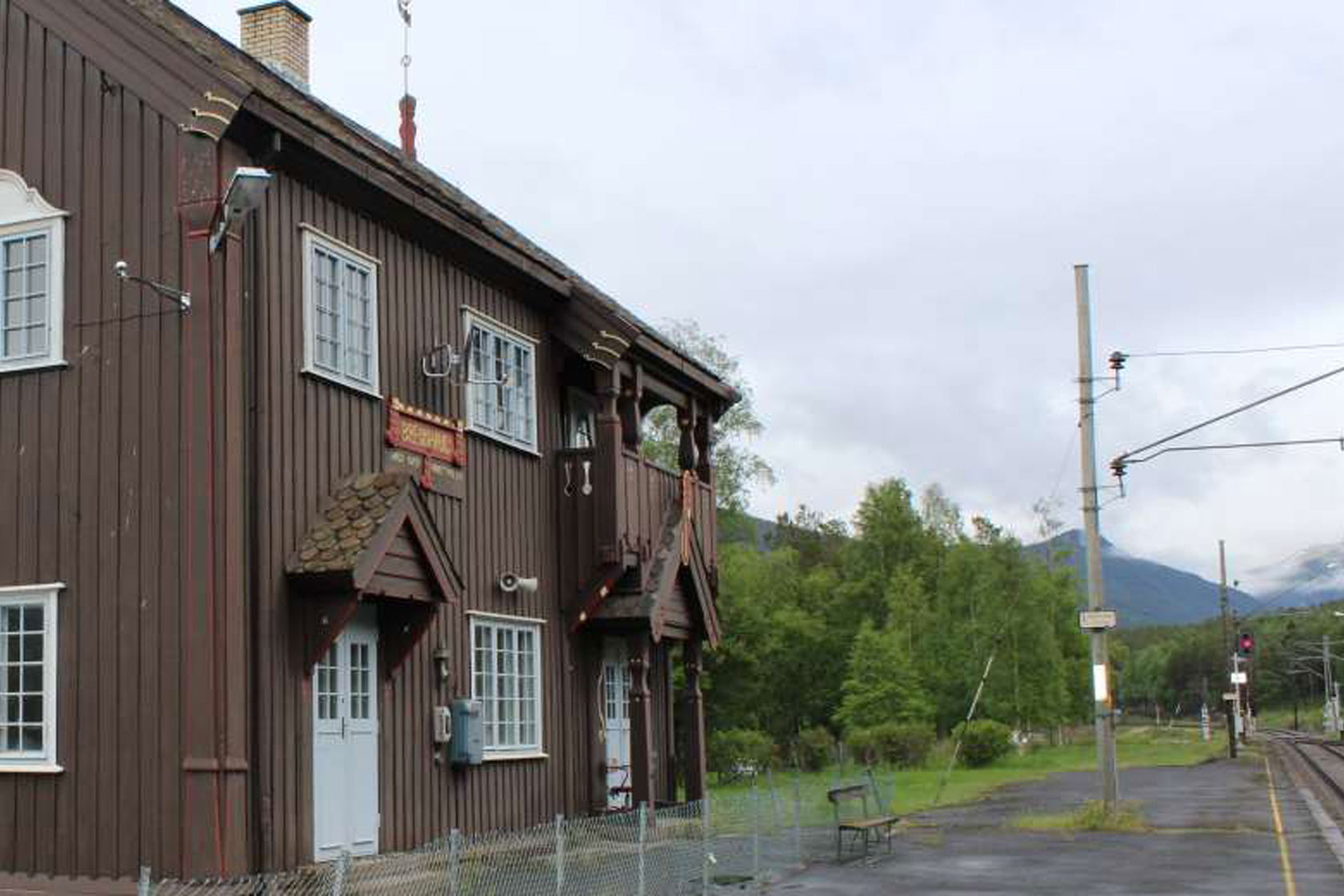 Stasjonsbygningen på Brennhaug stasjon